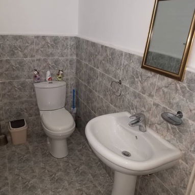 Renta de apto en el vedado lineal o por noches - 4/6