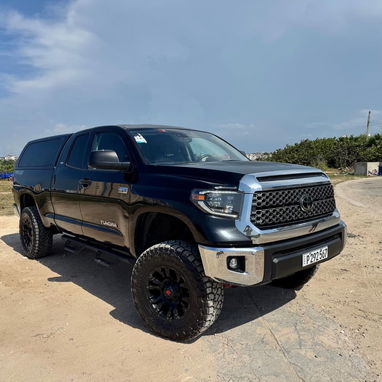 En venta Toyota Tundra SR05 versión deportiva - 2/6