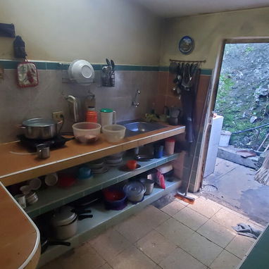 Se vende gran propiedad en Nuevo vedado, por las ruinas del Almendares - 8/10