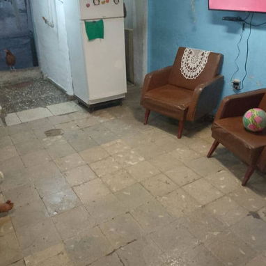 🏡 Vendo apartamento pequeño en La Habana Vieja. 💰 Precio: 4500 USD - Img 127427597