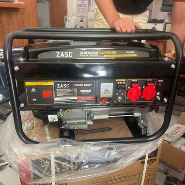 Planta eléctrica 3500 whatt 110 y 220v marca Zasc precio $355 USD con transporte adicional - Img 111101081