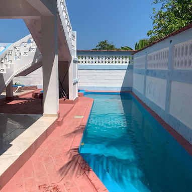 🏠 Renta de Casa En Guanabo Con Piscina. 💡 Planta Eléctrica 24 horas. 3 habitaciones climatizadas - Img 117542533