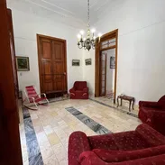 Casa Independiente en el Vedado de 5/4. - Img 55085267