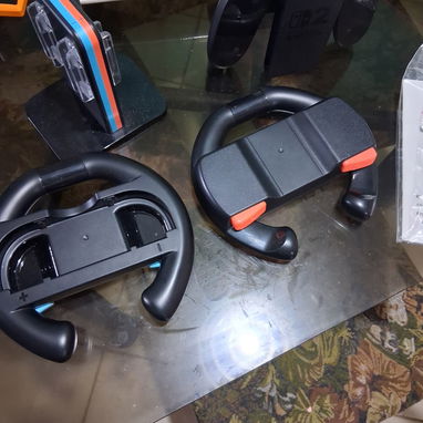 Nintendo switch 2 con todos sus accesorios como nuevo y con dos juegos 620 - 4/7