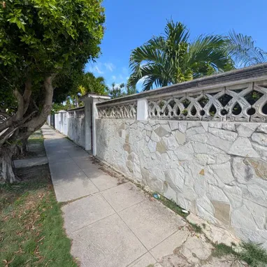 Venta de casa independiente en guanabo - Img 122585511