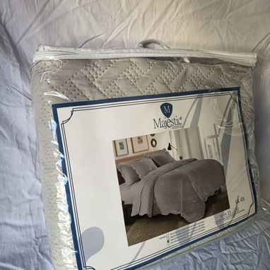 🛌 Sobrecama Majestic Imperial (King) – Lisa - Img 113305156