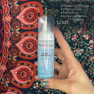 Skincare disponible: Limpiadores, serums, exfoliantes, parches para el acné - Img 56630335