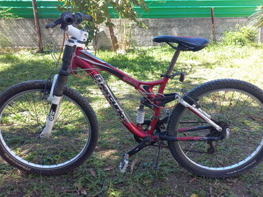 Se vende bicicleta 24 de uso en buen estado - Img 61885068