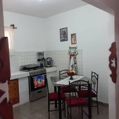 NO TE LOS PUEDES PERDER!!!! 🏡🏡🏡* Hermosa propiedad en Bajos de un Biplanta. 81 y 182 Alturas de la Lisa - 5/10