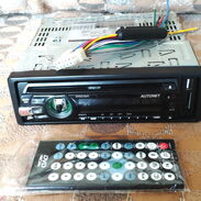 Reproductora con puerto USB, mini SD, radio, reloj y lector de DVD - Img 45273935