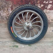 Llanta rin 10 con goma modelo Minerva en venta - Img 55657000