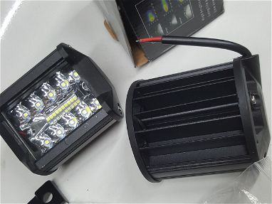 Neblineros LED, para auto, carros y moto,  buena y fuerte luz blanca, 120w de potencia - Img main-image