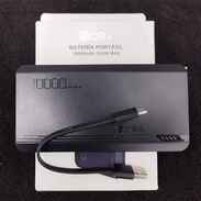 Power Bank de 10000 MAH Cargador Portátil Originales con 2 puertos USB y linterna Nuevos en su caja - Img 45584868