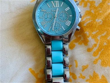Se vende reloj de mujer - Img main-image