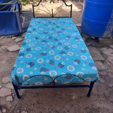 Cama , muebles y colchones - 5/10