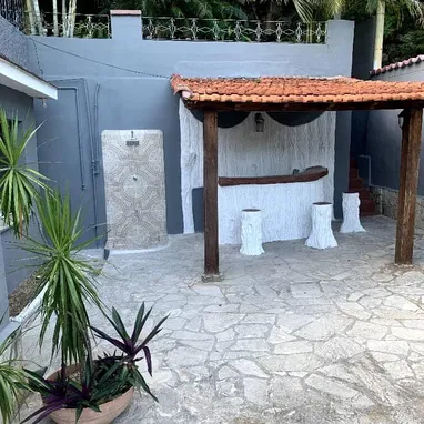 Venta de casa independiente en Cojímar se hace negocio por carro moderno - Img 128130818