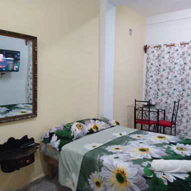 Apartamento tipo estudio en Plaza. Electricidad, agua y gas, siempre !!! - Img 124374560
