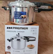 Olla de presión. 45usd. Capacidad 7L. Sirven en todas las fuentes de cocción (gas, cerámica, eléctrica, inducción) - Img 50087681