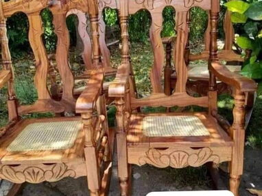 Parejas de sillones de madera algarrobo son nuevos y con muy buena terminación - Img main-image