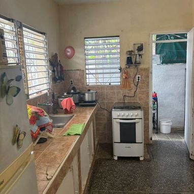 Casa biplanta en Reparto Martí, Cerro - 6/10