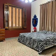 Apartamento  en renta ,  independiente, Ubicado en el Vedado,  zona céntrica, cerca del hotel Habana Libre+53 52463651 Y - Img 52931526