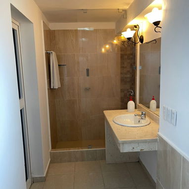 🗺️Reserva desde EE.UU./Miami para tu Familia en Cuba | Casa con Piscina Privada en La Habana - Img 115926054