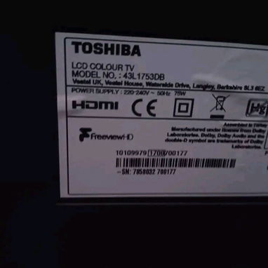 Vendo TV Toshiba de 43 pulgadas como nuevo - Img 115459574