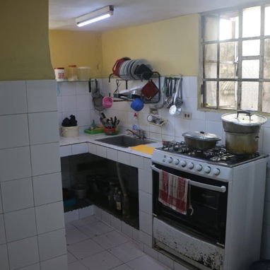 Casa en venta Vedado 3 cuartos + apartamento en azotea + garaje - 5/10