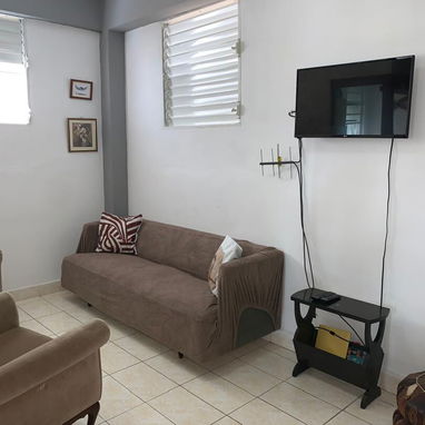 🔑Cod. Z - Renta disponible por tiempo indefinido en el Vedado, La Habana | 2 Habitaciones 🛏️ Casa equipada - Img 115362751
