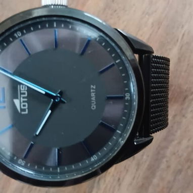 Reloj marca Lotud de uso pero en muy buen estado - Img 124715864