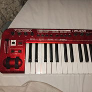 Teclado/controlador Behinger U-CONTROL UMX250 - Img 57565888