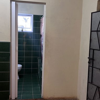 Se vende esta casa consta de 4 cuartos sala comedor baño y un patio grande con árboles frutales interesados al 59046858 - Img 120583458