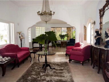 🏡💎‼️ Maravillosa residencia ubicada en #Miramar‼️ con un encanto #Clásico, perfecta para disfrutar de momentos de rela - Img 58647475