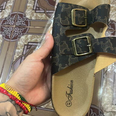 Prácticas de mujer color ⚪️⚫️ disponible # 41 reducido al 40 - 2/3