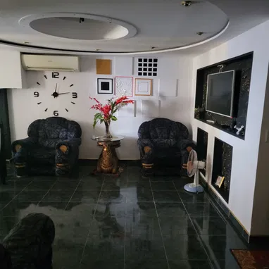 Apartamento en el Vedado con vistas al mar - Img 122038823