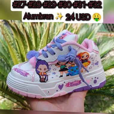 10 modelos de tenis para niña y niño  Copie la foto si me va a escribir a whattsap  son muchos y saber cual desde el pri - 6/10