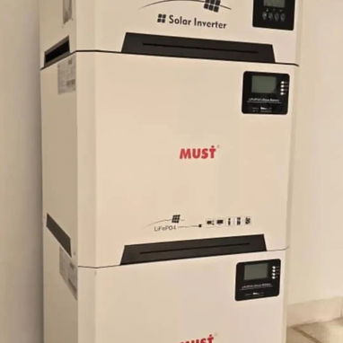 SISTEMA SOLAR / MUST / TODO EN UNO / 6000 W + BATERIA DE 15360 W / NUEVO Y CON GARANTIA / Baterías LiFePO4 > 10 años / - Img 116523304