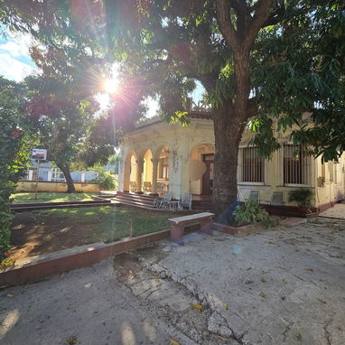 Venta de propiedad en Miramar por 7ma y 30( el pago debe ser 250 mil euros) - Img 116629192