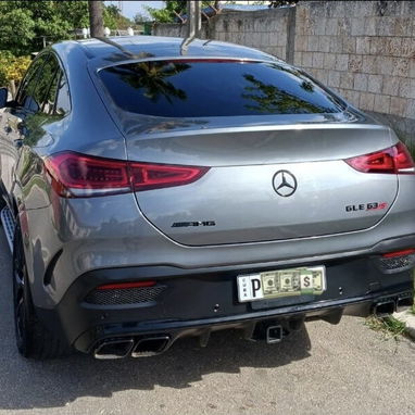Mercedes-Benz GLE63s AMG 2022 título limpio. - Img 120943504