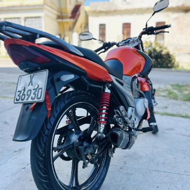 Moto Zuzuki - 2/4