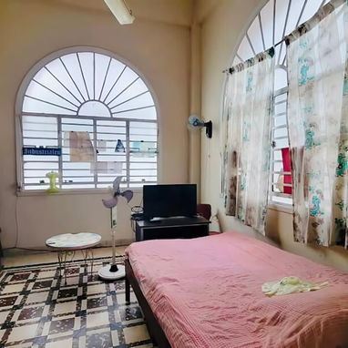 Espectacular mansión a la venta en el Vedado con 5 cuartos. Bellísimo estilo arquitectónico!!! - Img 98500246