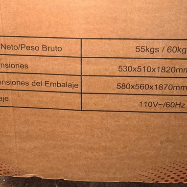 Exhibidora AUCMA (con llave y cerradura) - 4/4