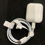 100usd Vendo audífonos Apple AirPods 2 generación originales con su cable new 📲52774129 - Img 57892473