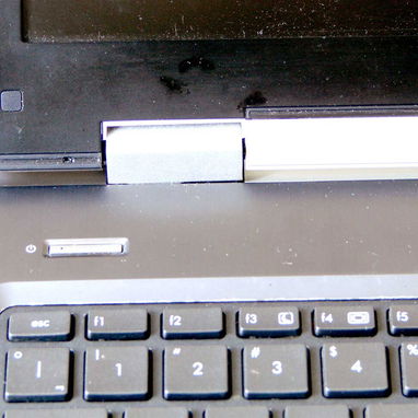 VENDO PORTATIL HP ELITEBOOK 8560W (rota) - Img 124412086