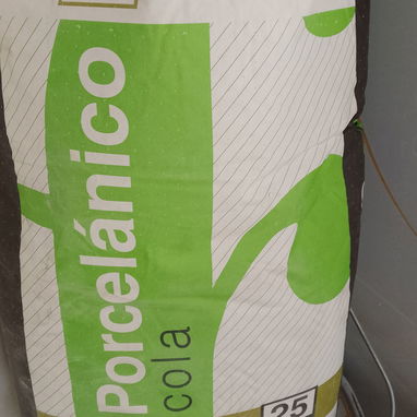 Masillas interior exterior y cemento cola d 25kg - Img 122079024