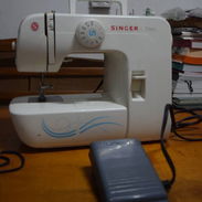 Máquina de coser eléctrica - Img 56750169