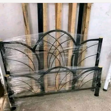 Si lo interesa camas Tapizadas con diveris gratis - Img 125178534