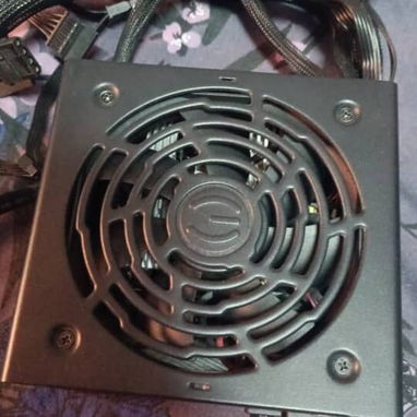 Fuente EVGA como nueva ,solo se le dio mantenimiento , se da garantía y comprar presencial en mi casa - Img 124161244
