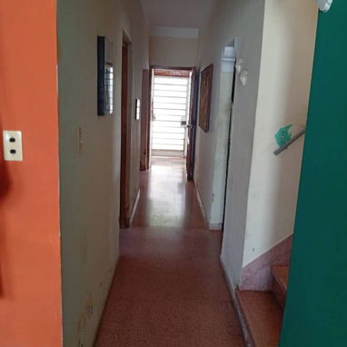 🏡 *VENTA DE CASA EN ARROYO NARANJO – SEVILLANO*  📌 Ampliación del Sevillano. Zona tranquila y residencial.    • Casa d - Img 122389004