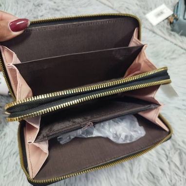 Monedero 👛  de mujer .  5000 cup - Img 120759250